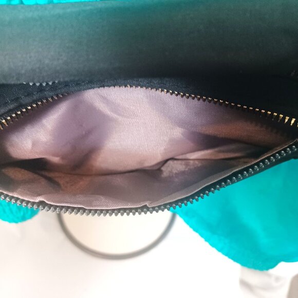 Black Fashion Waist Bag With Multiple Zipper Pockets By Jingpin Creations - Picture 3 of 4